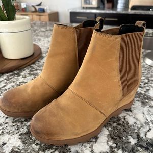 Sorel Joan of Arctic Wedge Chelsea Boot Tan 8
